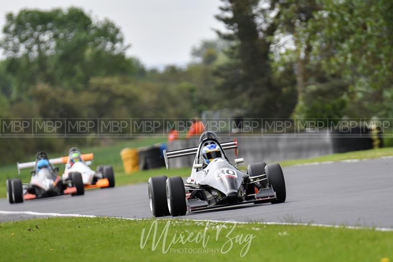 750 Motor Club, Croft motorsport photography uk