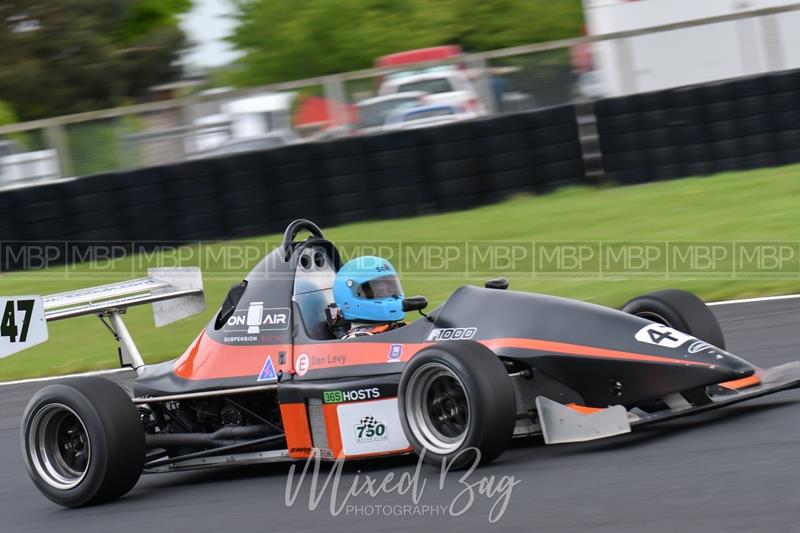 750 Motor Club, Croft motorsport photography uk