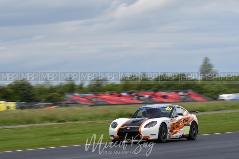 750 Motor Club, Croft motorsport photography uk