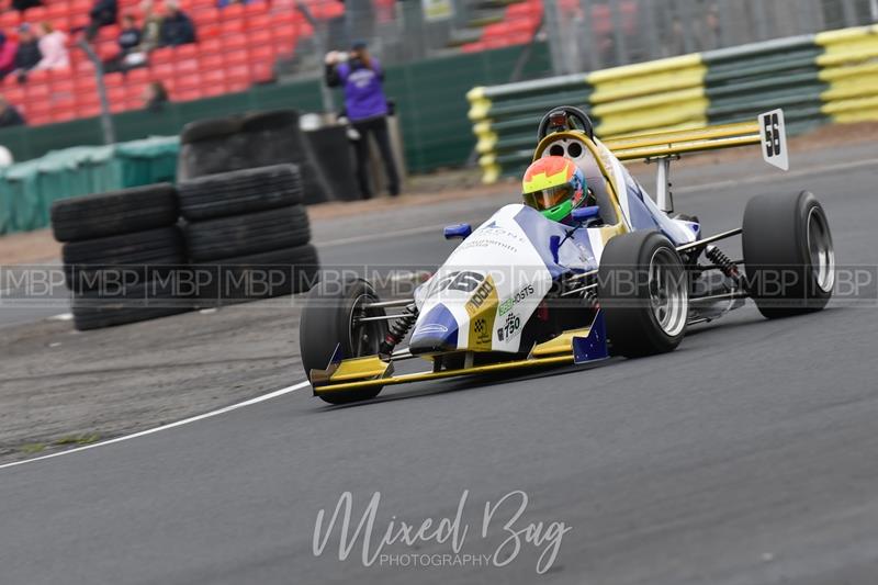 750 Motor Club, Croft motorsport photography uk