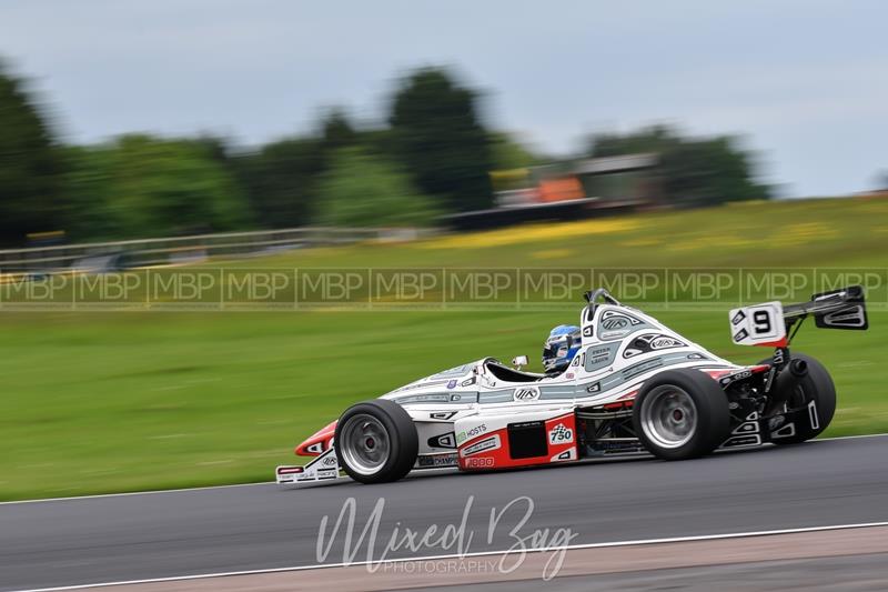 750 Motor Club, Croft motorsport photography uk