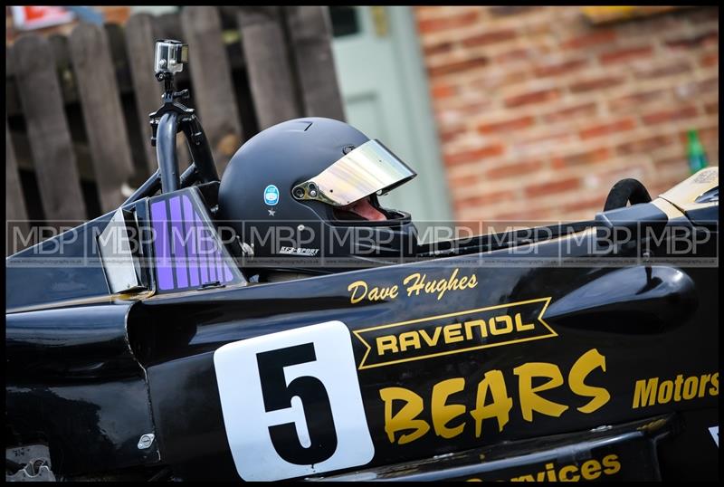 750 Motor Club, Croft Circuit motorsport photography uk