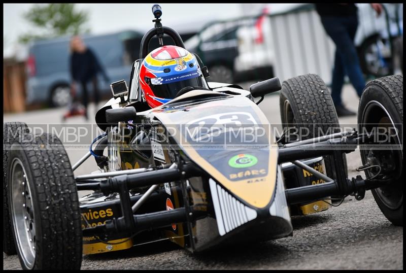 750 Motor Club, Croft Circuit motorsport photography uk