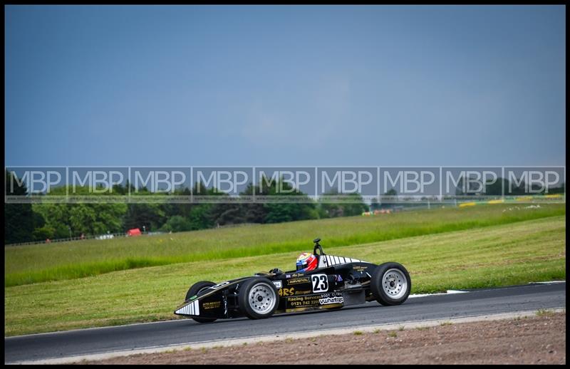 750 Motor Club, Croft Circuit motorsport photography uk