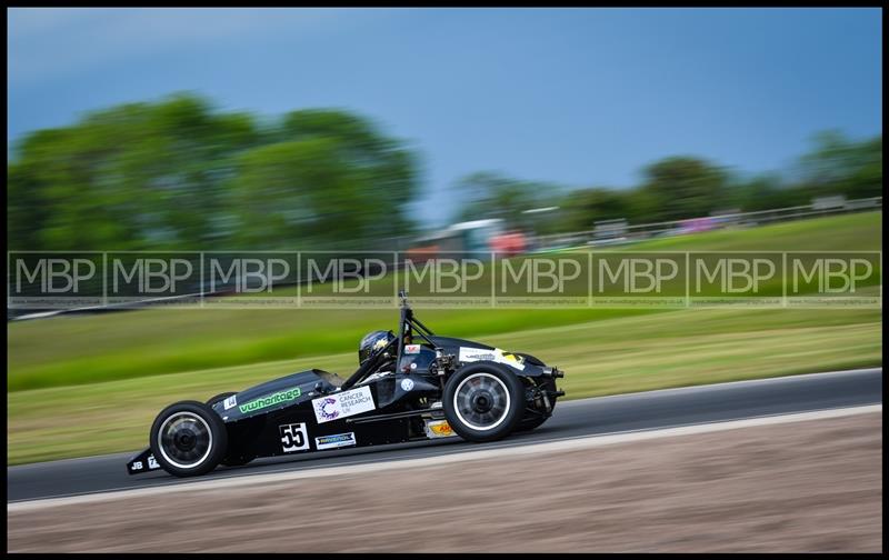 750 Motor Club, Croft Circuit motorsport photography uk