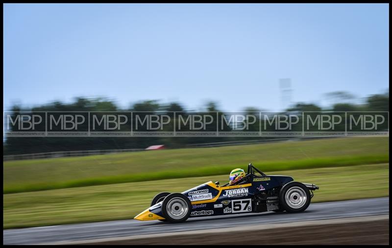 750 Motor Club, Croft Circuit motorsport photography uk