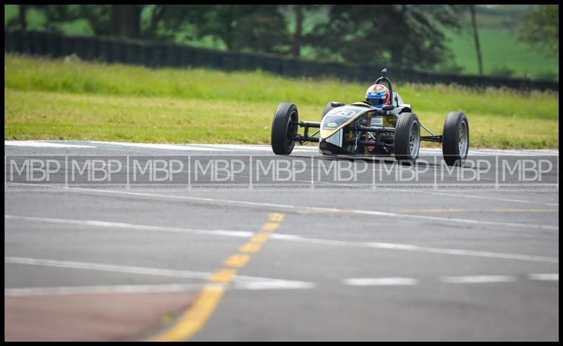 750 Motor Club, Croft Circuit motorsport photography uk