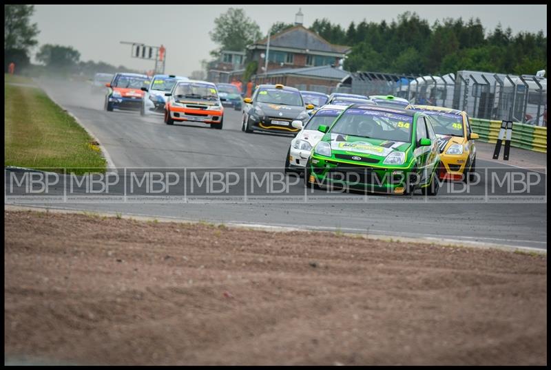 750 Motor Club, Croft Circuit motorsport photography uk