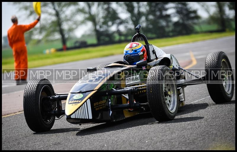 750 Motor Club, Croft Circuit motorsport photography uk