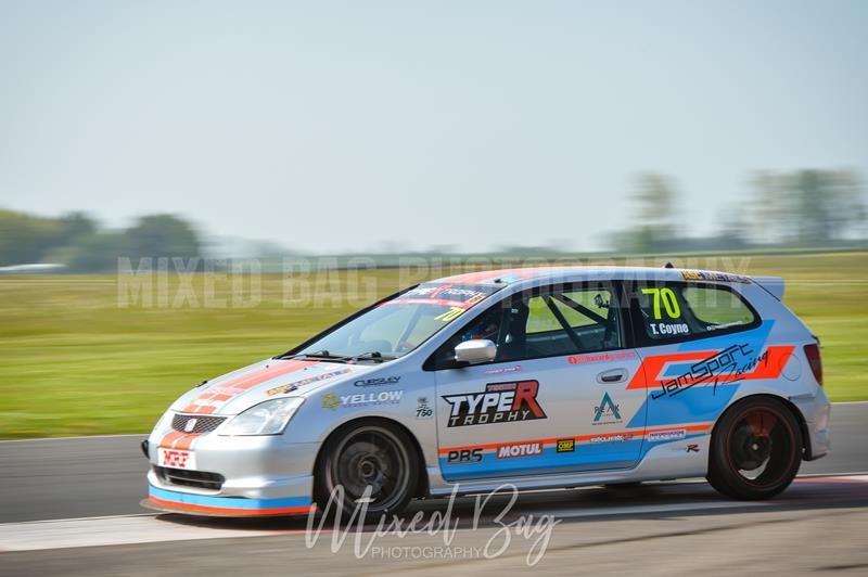 750MC, Croft motorsport photography uk