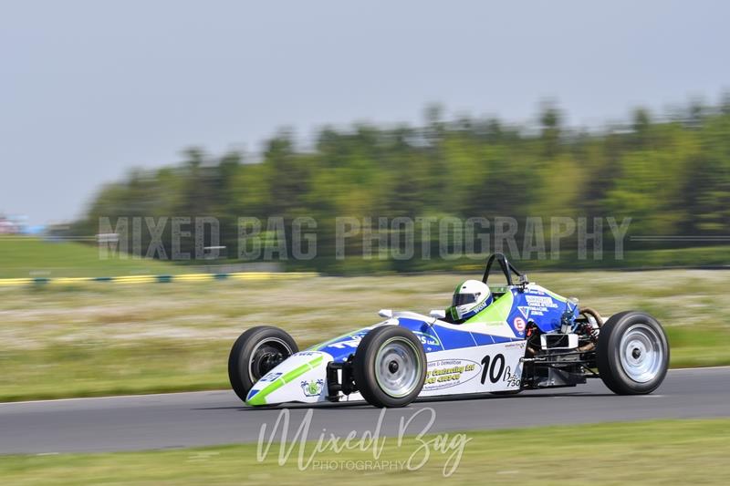 750MC, Croft motorsport photography uk