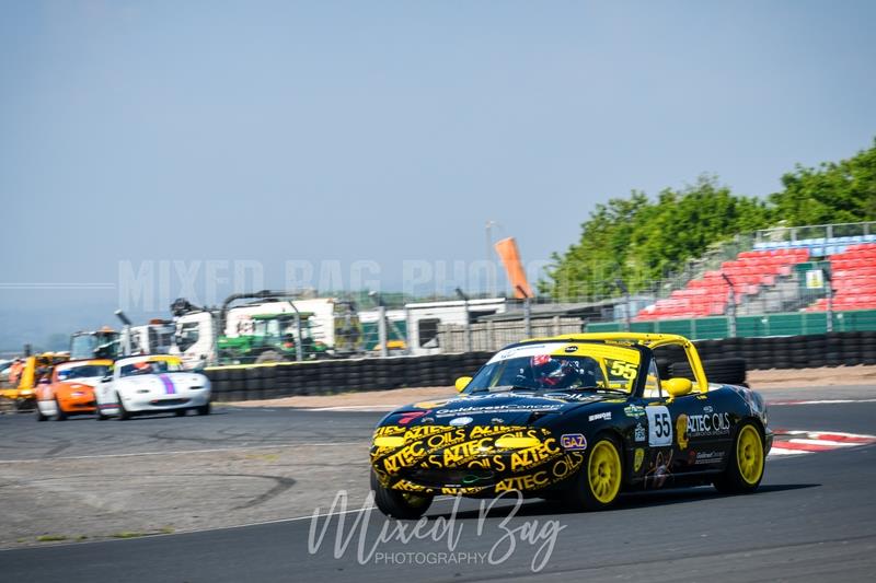 750MC, Croft motorsport photography uk