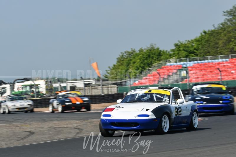 750MC, Croft motorsport photography uk