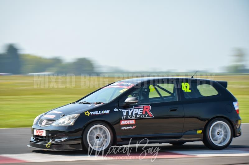 750MC, Croft motorsport photography uk