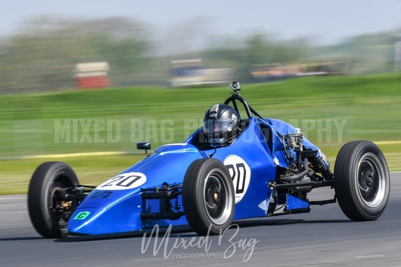 750MC, Croft motorsport photography uk