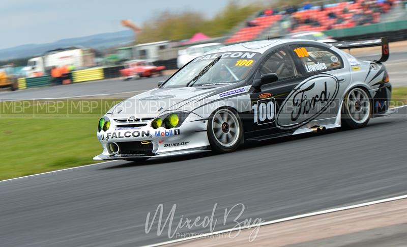 BARC race meeting, Croft Circuit motorsport photography uk