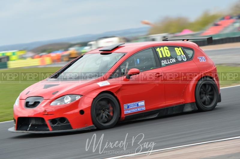 BARC race meeting, Croft Circuit motorsport photography uk