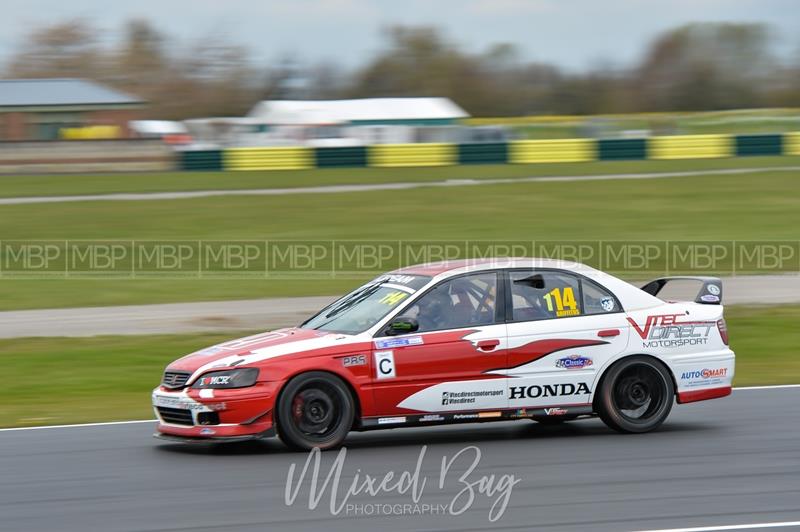 BARC race meeting, Croft Circuit motorsport photography uk