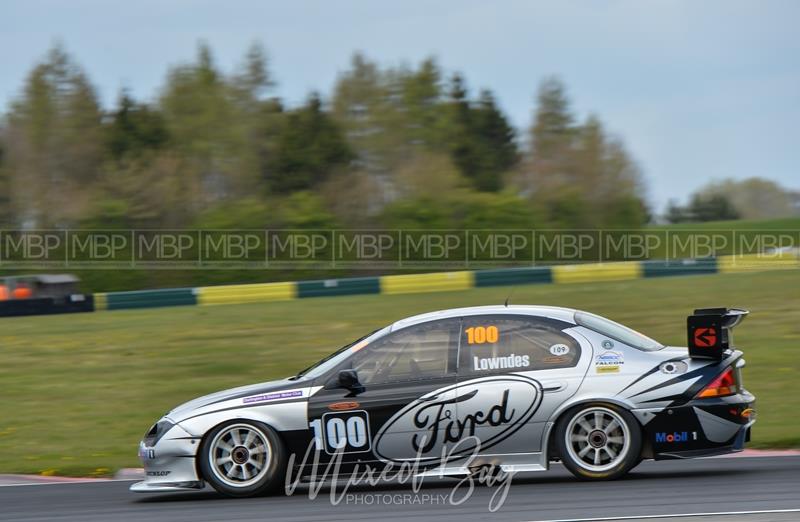 BARC race meeting, Croft Circuit motorsport photography uk