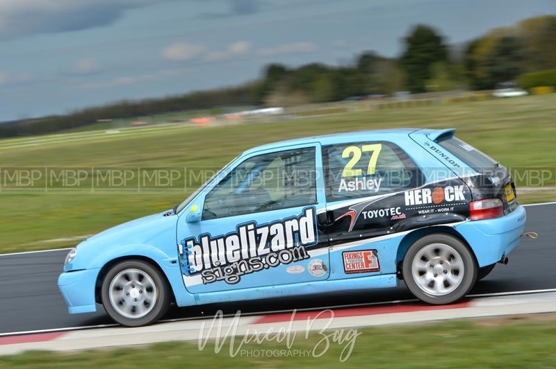 BARC race meeting, Croft Circuit motorsport photography uk