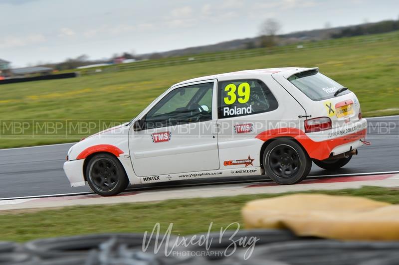 BARC race meeting, Croft Circuit motorsport photography uk