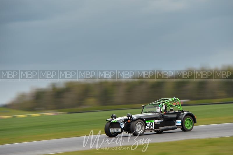 BARC race meeting, Croft Circuit motorsport photography uk