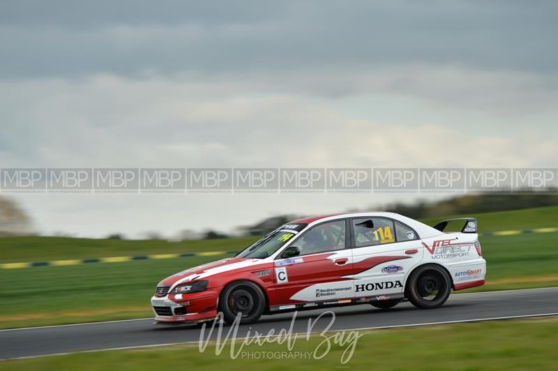 BARC race meeting, Croft Circuit motorsport photography uk