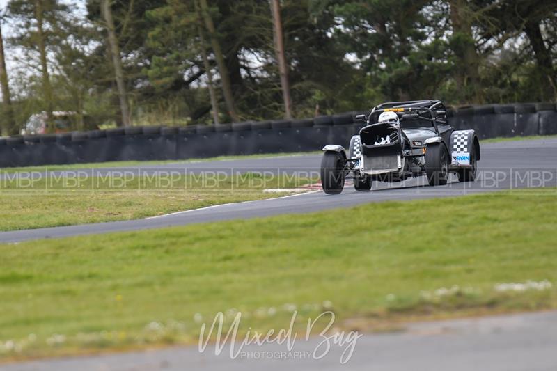 BARC race meeting, Croft Circuit motorsport photography uk