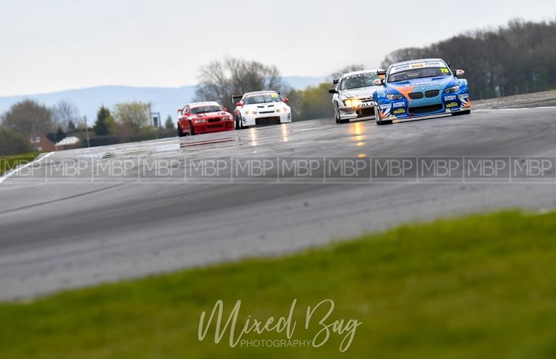 BARC race meeting, Croft Circuit motorsport photography uk