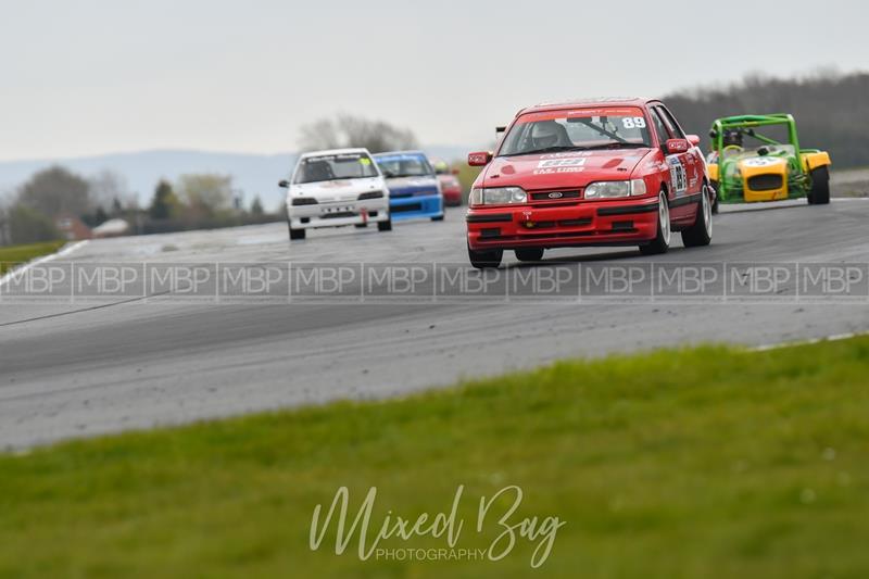 BARC race meeting, Croft Circuit motorsport photography uk