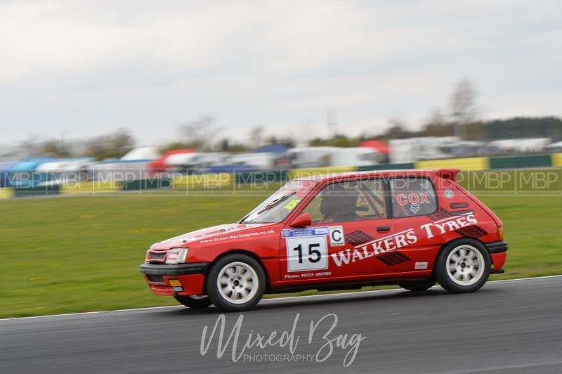 BARC race meeting, Croft Circuit motorsport photography uk