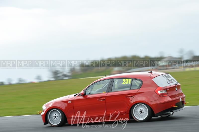 BARC race meeting, Croft Circuit motorsport photography uk