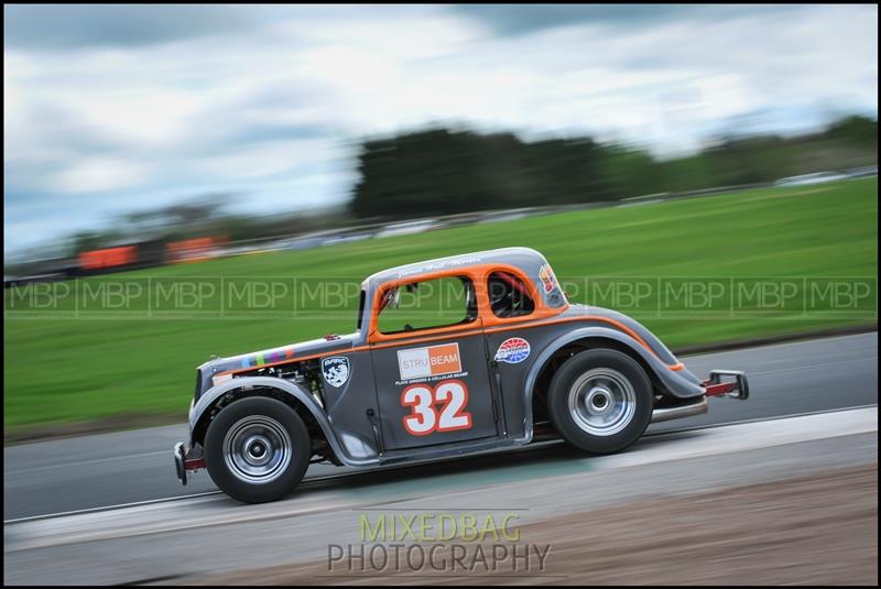 BARC Race meeting motorsport photography uk