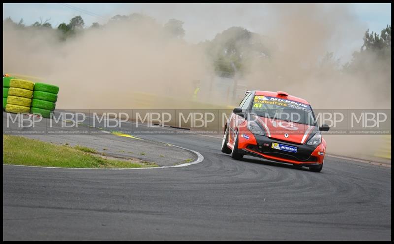 BARC meeting, Croft Circuit motorsport photography uk