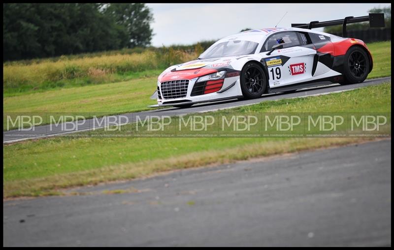 BARC meeting, Croft Circuit motorsport photography uk