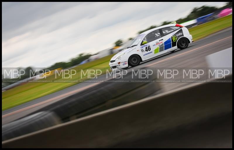 BARC meeting, Croft Circuit motorsport photography uk