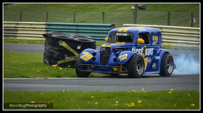 BARC Race Meeting - Croft Circuit photography