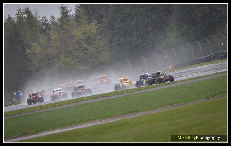 BARC Race Meeting - Croft Circuit photography