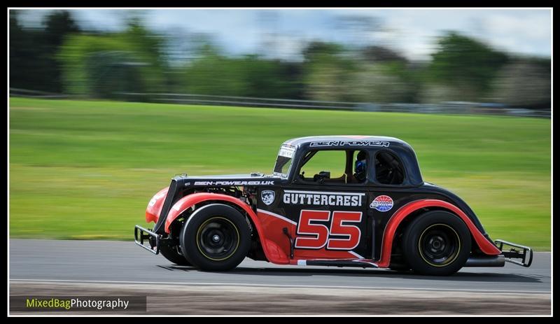 BARC Race Meeting - Croft Circuit photography