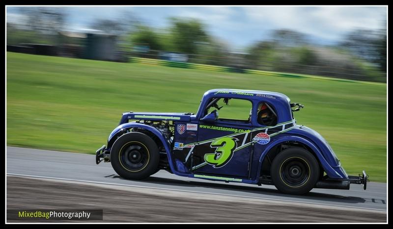 BARC Race Meeting - Croft Circuit photography