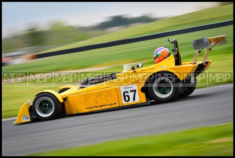 BARC race meeting, Croft Circuit motorsport photography uk