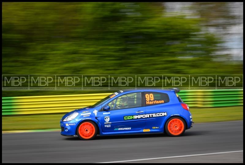 BARC race meeting, Croft Circuit motorsport photography uk