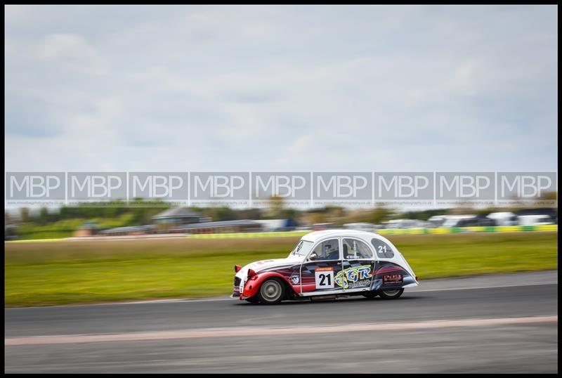 BARC race meeting, Croft Circuit motorsport photography uk