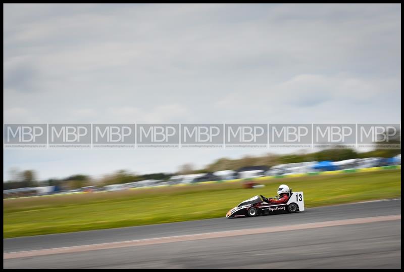 BARC race meeting, Croft Circuit motorsport photography uk