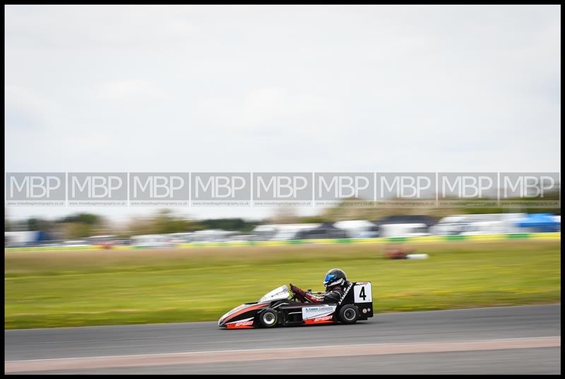 BARC race meeting, Croft Circuit motorsport photography uk