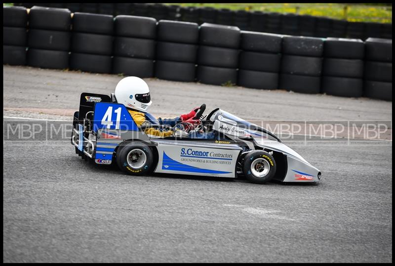 BARC race meeting, Croft Circuit motorsport photography uk