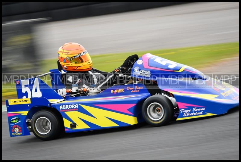 BARC race meeting, Croft Circuit motorsport photography uk