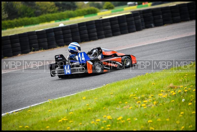 BARC race meeting, Croft Circuit motorsport photography uk