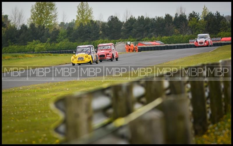 BARC race meeting, Croft Circuit motorsport photography uk