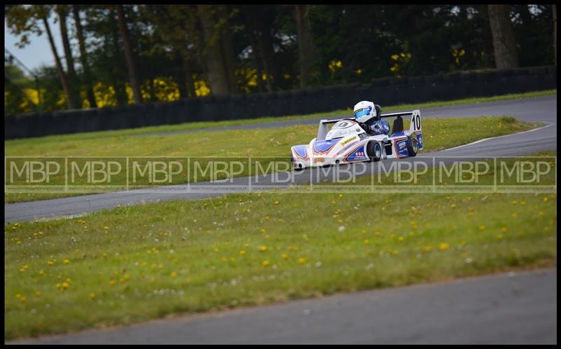 BARC race meeting, Croft Circuit motorsport photography uk